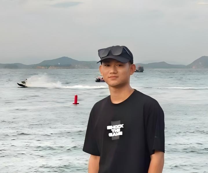 Shifeng Hou